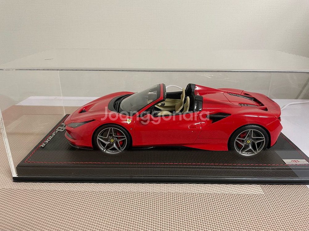 1:18 MR F8 스파이더--2