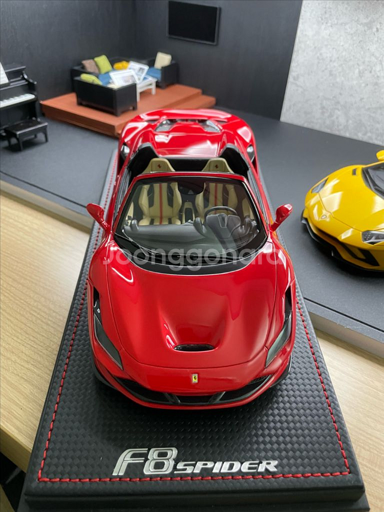 1:18 MR F8 스파이더--7