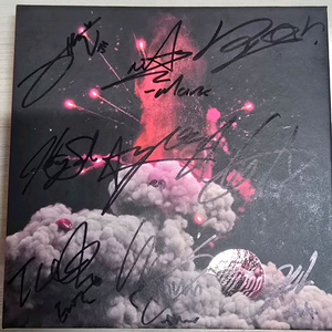 NCT 127 CHERRY BOMB 싸인 CD