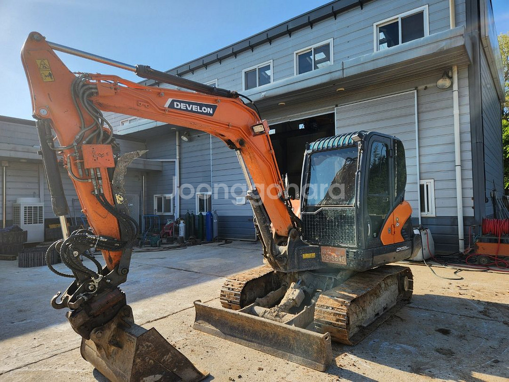 두산 02굴삭기 DX55MT 회링,코집 2021년식--4