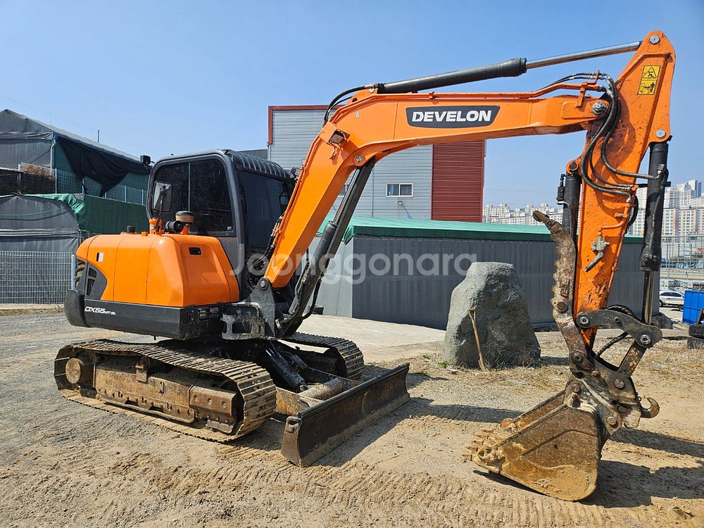 두산 02굴삭기 DX55MT 코집 2021년 판매--0