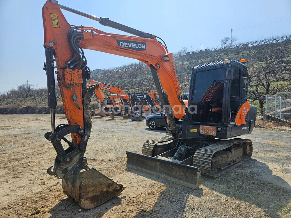 두산 02굴삭기 DX55MT 코집 2021년 판매--2