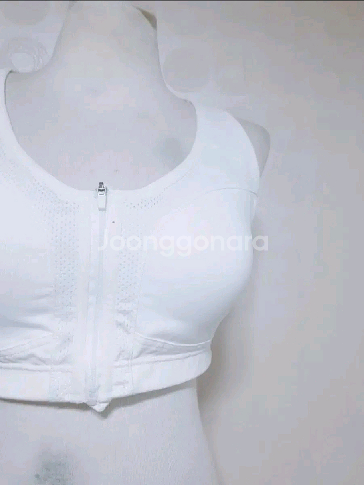 M/새것/스포츠브라/화이트스포츠브라/크롭브라/운동복--1