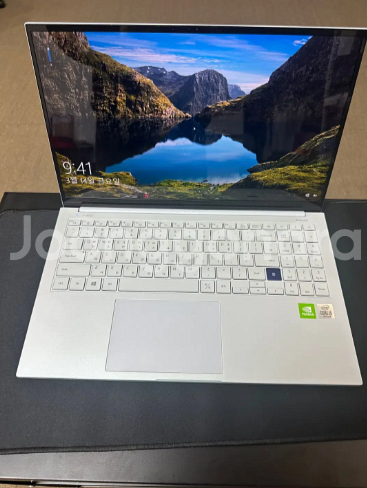 [A급] 삼성 갤럭시북 이온 NT950XDZ-G58AW--3