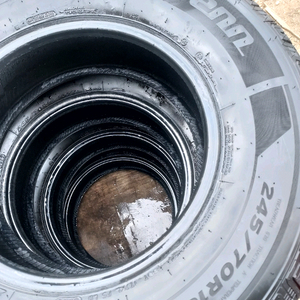 소렌토2004년식 타이어 245/70R16