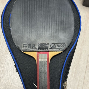 ict 스트라이크 카본 탁구라켓 판매합니다.