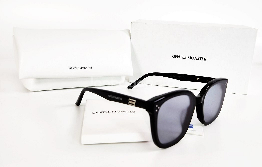 여름 필수품 선글라스--8