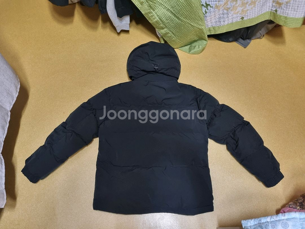정품 노스페이스 패딩 팝니다.--3
