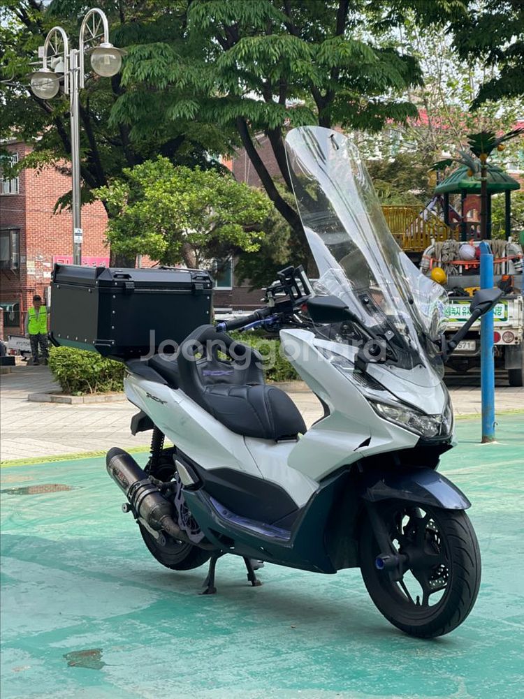 pcx125 요시무라구변 21년식 저렴하게 판매합니다--0