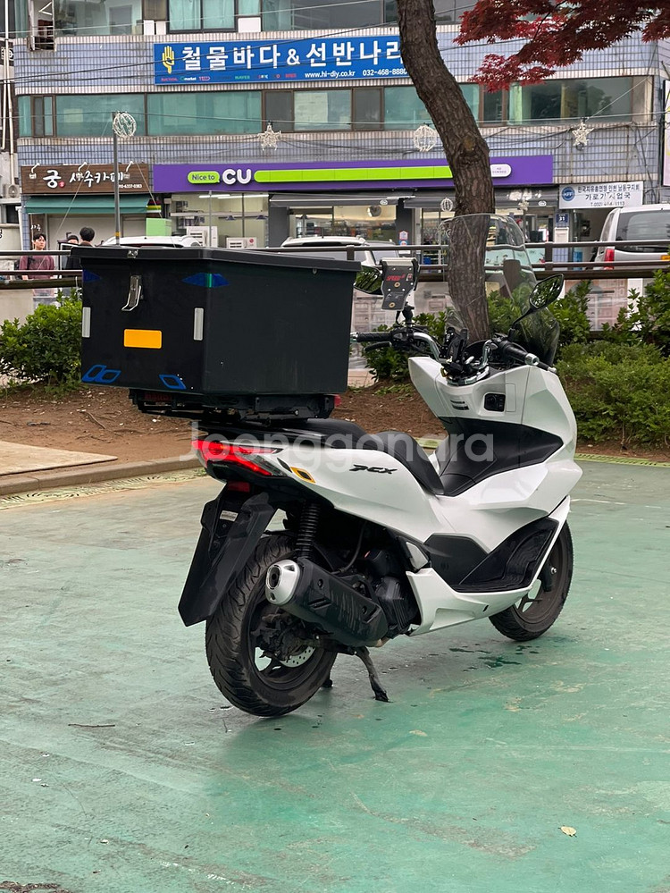 pcx125 24년식 3.1만Km 저렴하게 판매합니다--5