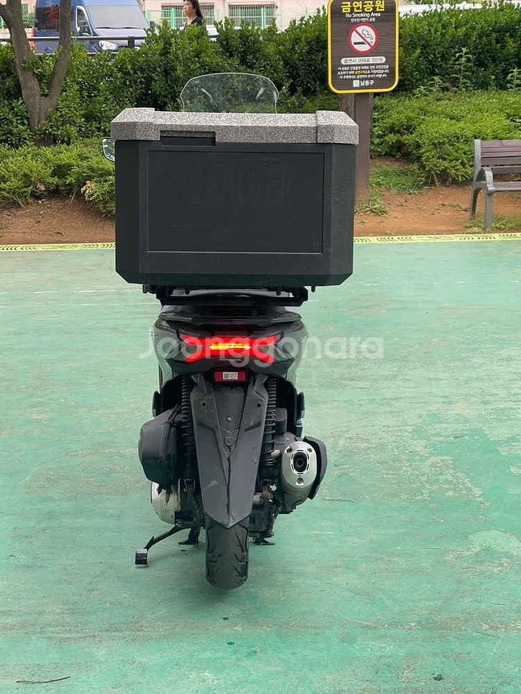pcx125 22년식 4만Km 저렴하게 판매합니다--3