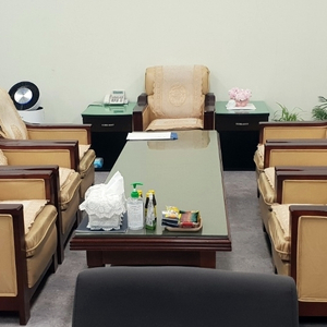 [나눔완료] 사무용 책상, 탁자, 의자, 소파 무료나눔
