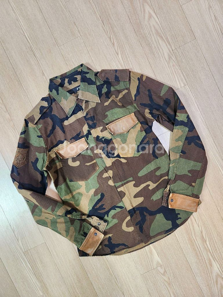 로아 카모플라주 아카이브 리리 지퍼 재킷--2