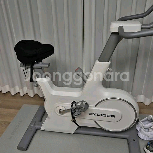 엑사이더 리얼 스피닝 실내 자전거 즈위프트 ES370--1