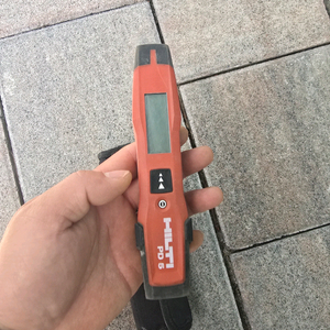 힐티 거리축정기
