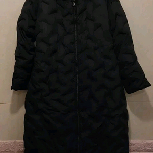 엠프리오아르마니 정품 여성 롱패딩 40 사이즈