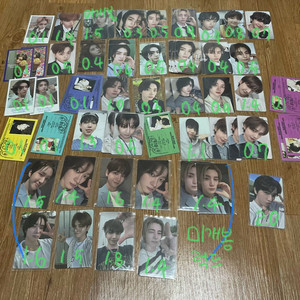 탈덕 덤 사진속 가격보다 - 0.2 보넥도 포카 판매