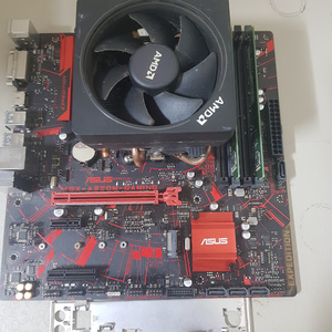 5600,a320mGaming,8gbx2 판매합니다.