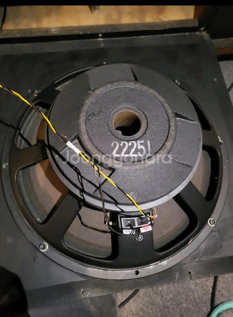 JBL 2225J 15인치 우퍼스피커 1조--0