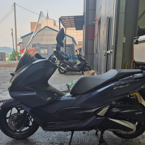 pcx125 22년형 지넷앞뒤블박 알탑셋팅판매합니다