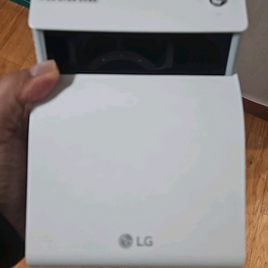 LG 초단초점 빔 프로젝터 PH55HT