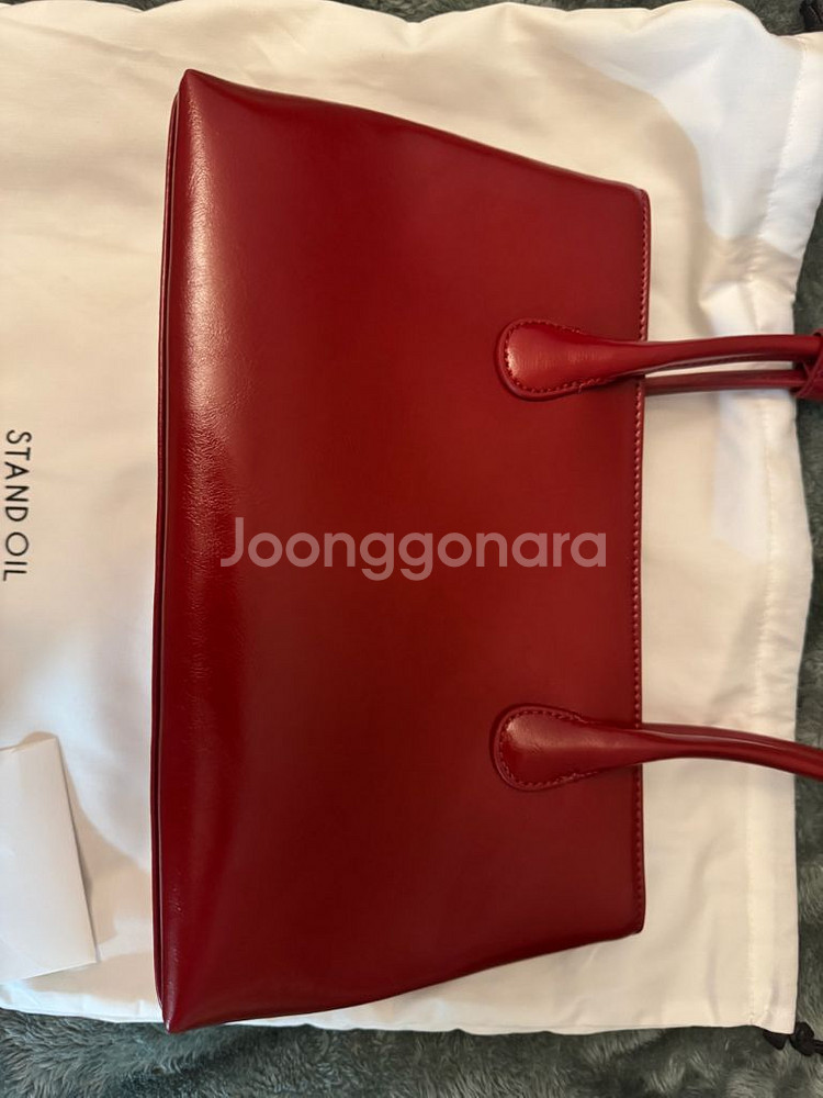 새상품) 스탠드 오일 스퀘어 로우백 레드와인 색상 가방--1
