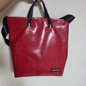 프라이탁 밥 레드 신품급