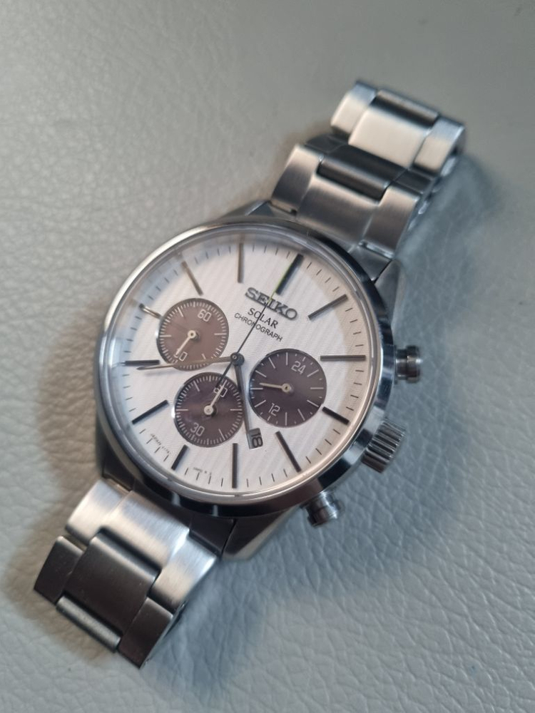 세이코 솔라 팬더 크로노그래프 이미지