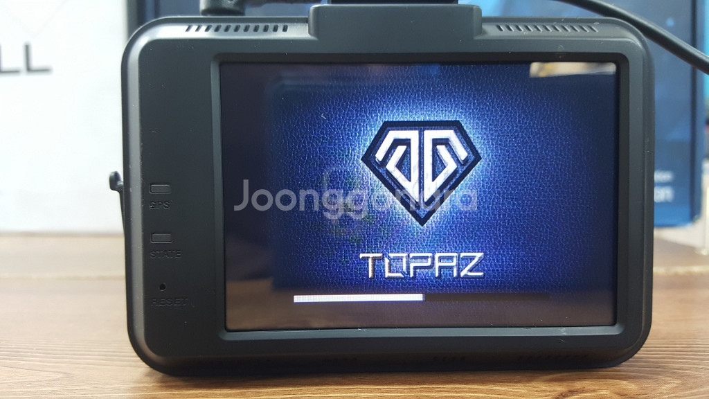 정비된 아이머큐리 토파즈 앞쪽 본체만.--2