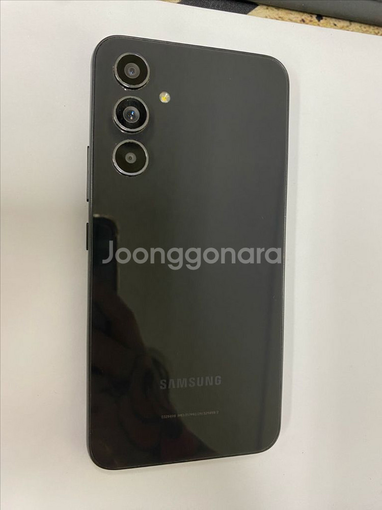 SK 갤럭시퀀텀4 외관SS급 블랙 128G 개통24년5--0