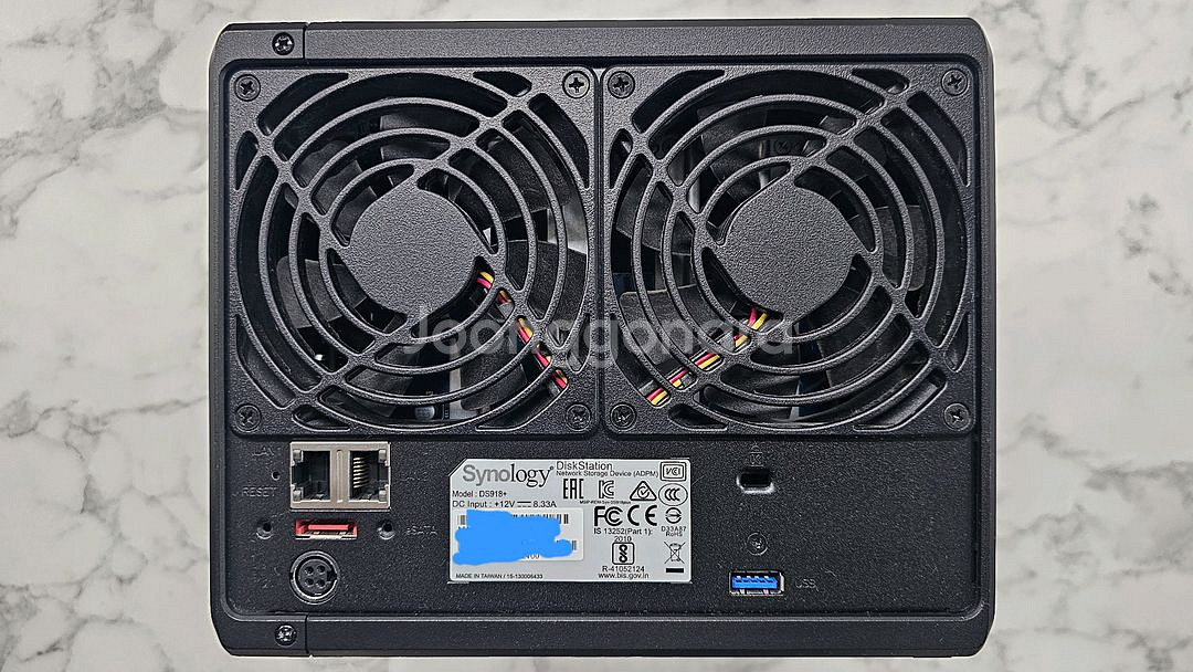 시놀로지 DS918+ 14TB HDD 4개 56TB--4