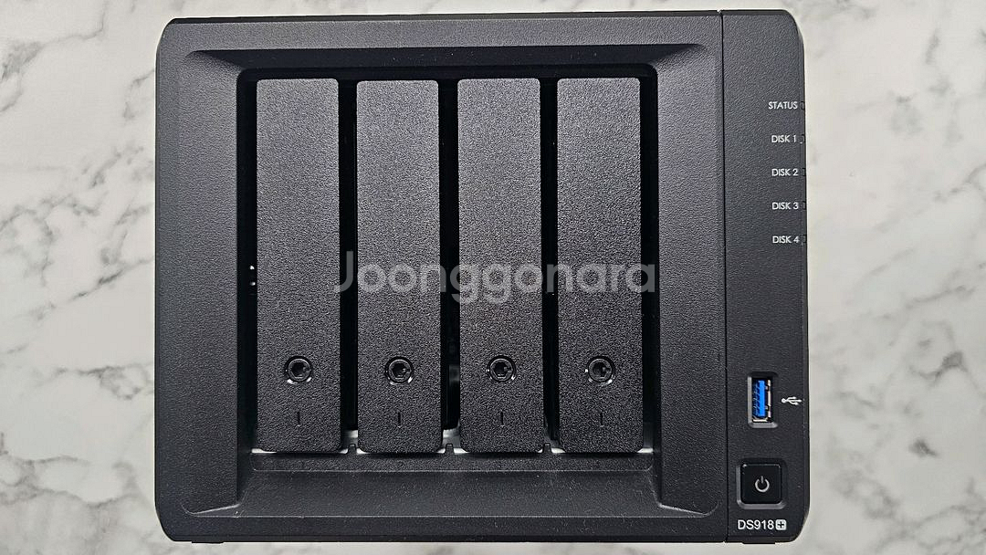 시놀로지 DS918+ 14TB HDD 4개 56TB--1
