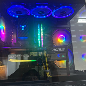 컴퓨터모니터 풀세트 5700x3d 3070ti조합