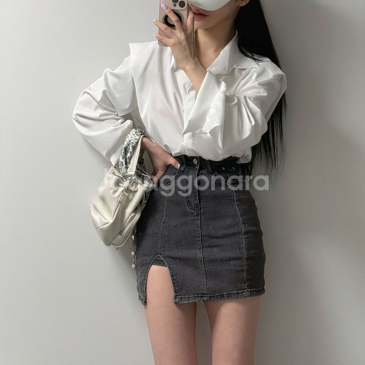 어깨패드 소매핀턱 히든단추 블라우스 셔츠--7