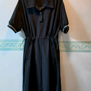 VISIT IN NEWYORK 블랙 원피스