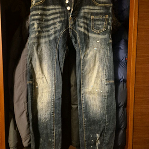 디스퀘어드청바지 46/31