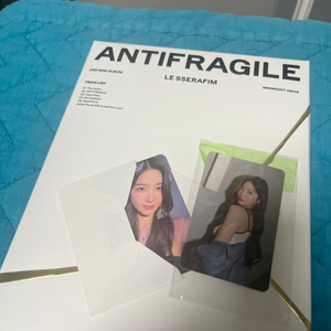 르세라핌 antifragile 개봉앨범 (카즈하 포카)
