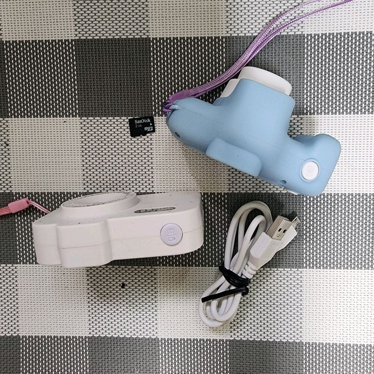 부이 어린이 디지털카메라 2대 일괄판매 이미지