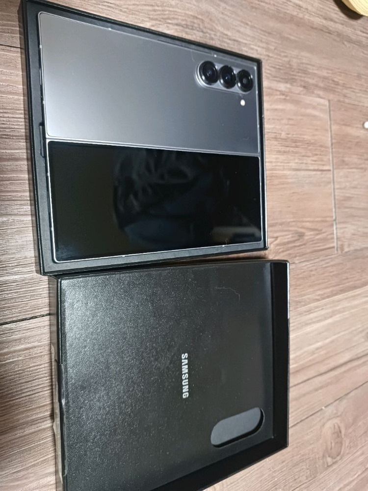 갤럭시Z폴드6 256GB 풀박스 판매 합니다--14