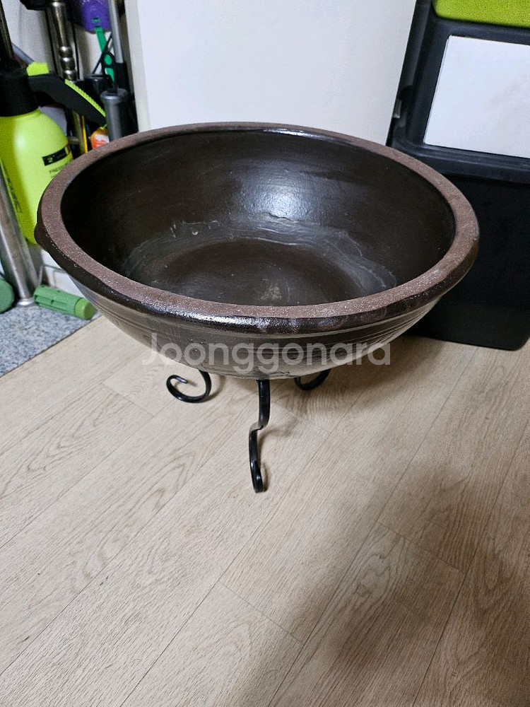 옹기 화분과 받침대 세트--1