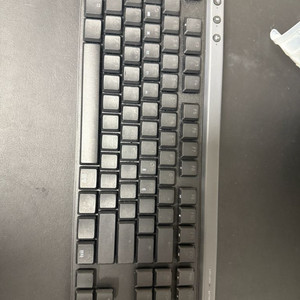 로지텍 G515 무선 TKL 팝니다