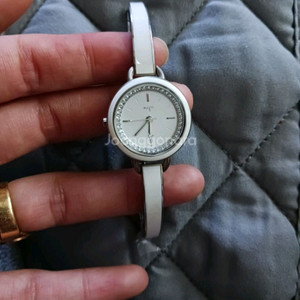 클루 메탈 여자시계 팔찌시계 새것