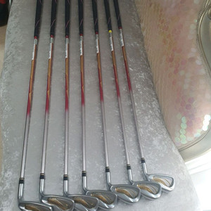 혼마베레스 키와미 2스타 여성아이언세트