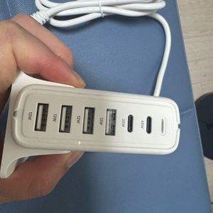 초고속 멀티 충전기 포트 접지형 90W 6포트 PD P