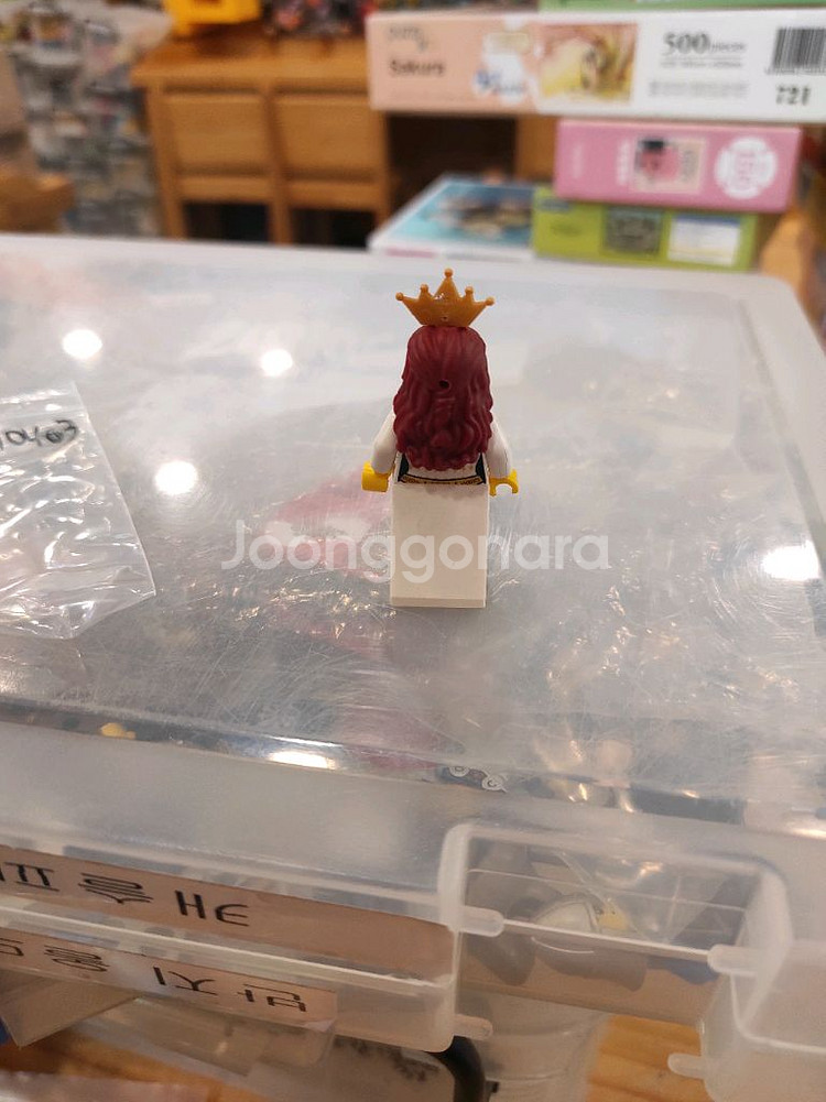 레고 캐슬 70403 공주피규어 팝니다.--2