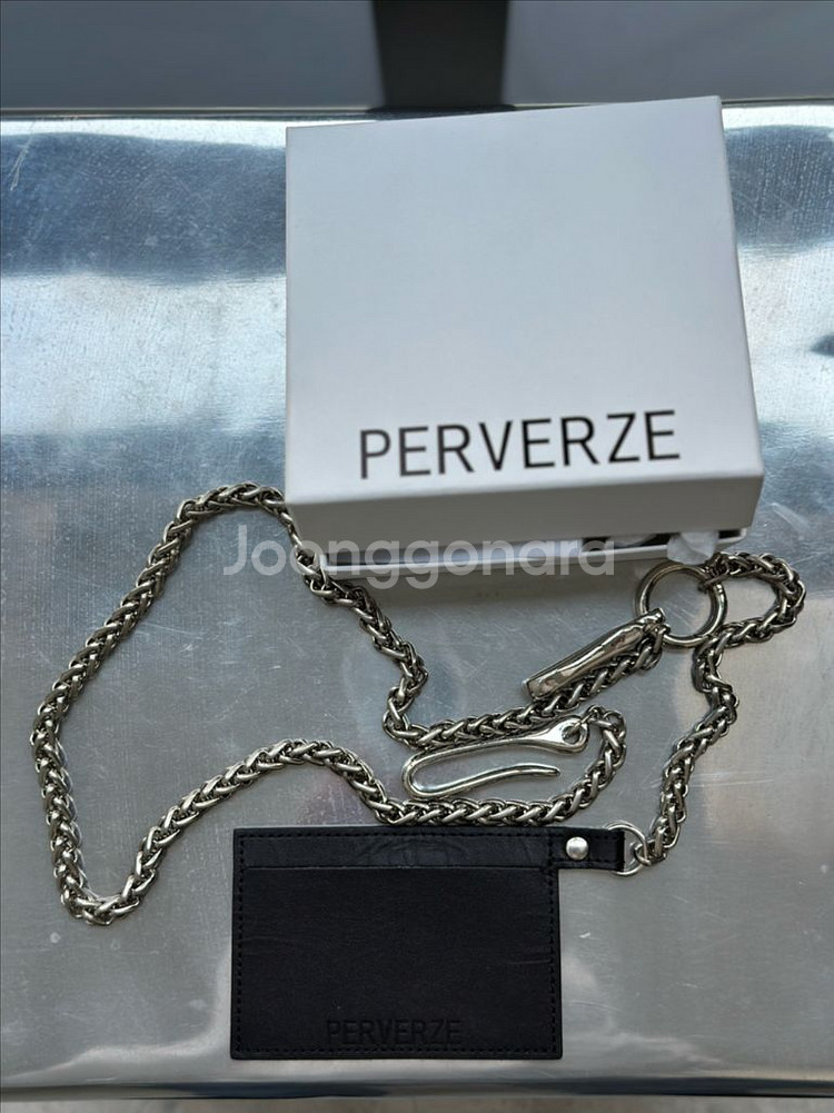 PERVERZE (소가죽)체인 카드지갑(풀박스)--1