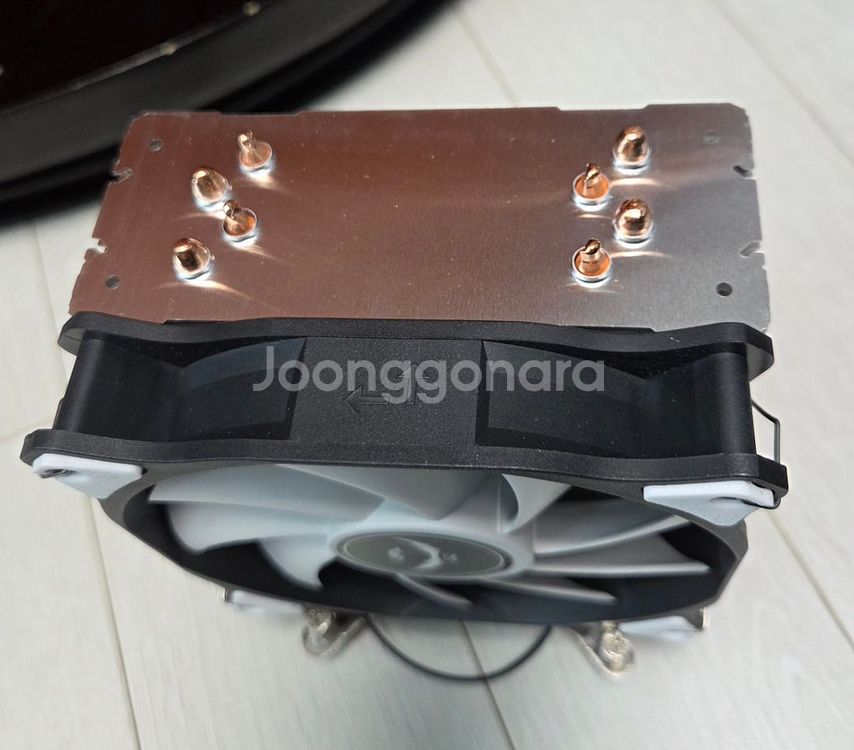 인텔 cpu 타워 쿨러 120mm 팬 판매 (택포)--1