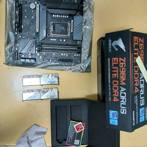 z690m ddr4+3200cl14 32g(16x2)