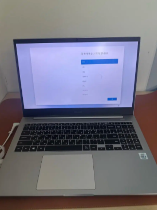 [B급] 삼성 갤럭시북 플러스 NT551XCJ--1