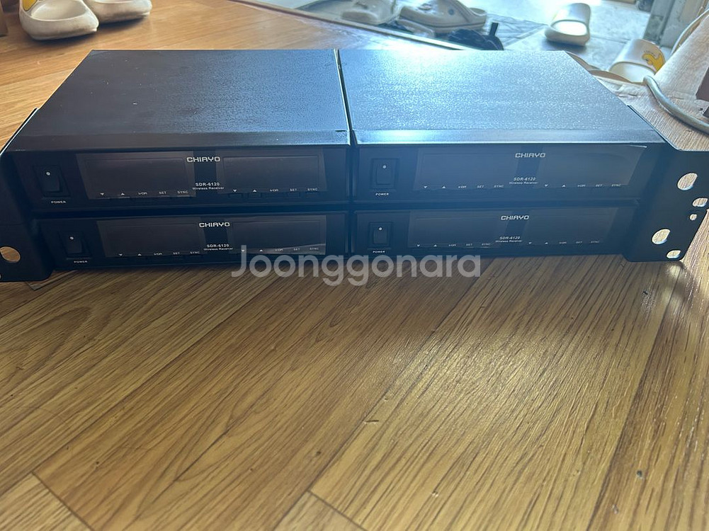 대만제 무선마이크8체널입니다--3